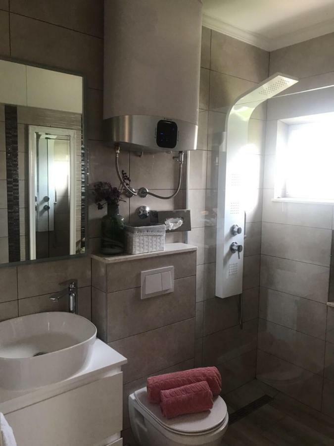 Apartment Beg Rab Town Bagian luar foto