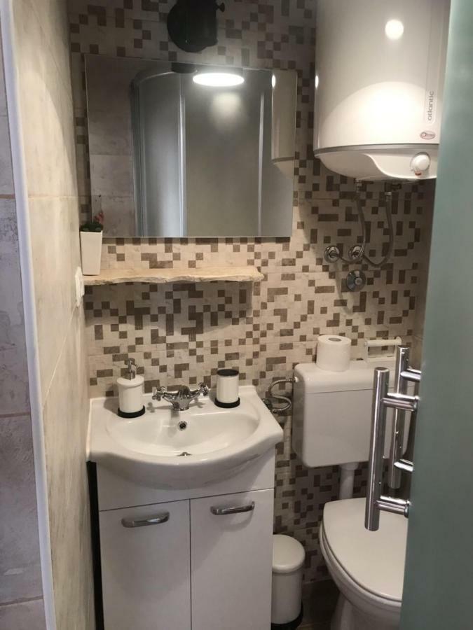 Apartment Beg Rab Town Bagian luar foto